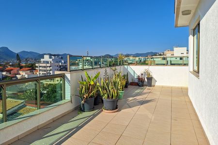 Apartamento para alugar com 260m², 3 quartos e 3 vagas Apartamento para alugar com 260m², 3 quartos e 3 vagasCobertura