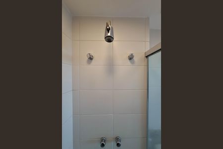 Apartamento para alugar com 260m², 3 quartos e 3 vagas Apartamento para alugar com 260m², 3 quartos e 3 vagasBanheiro da Suíte 2