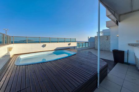 Apartamento para alugar com 260m², 3 quartos e 3 vagas Apartamento para alugar com 260m², 3 quartos e 3 vagasCobertura