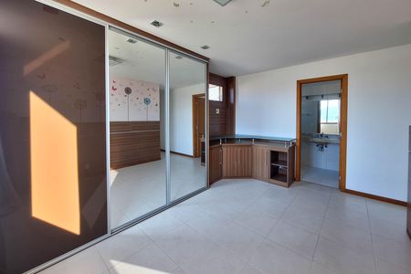 Apartamento para alugar com 260m², 3 quartos e 3 vagas Apartamento para alugar com 260m², 3 quartos e 3 vagasSuíte 1