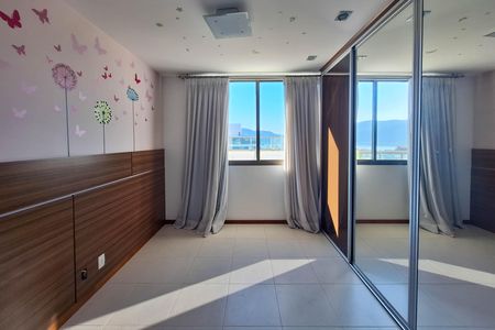 Apartamento para alugar com 260m², 3 quartos e 3 vagas Apartamento para alugar com 260m², 3 quartos e 3 vagasSuíte 1