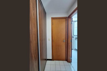 Apartamento para alugar com 260m², 3 quartos e 3 vagas Apartamento para alugar com 260m², 3 quartos e 3 vagasQuarto de Serviço