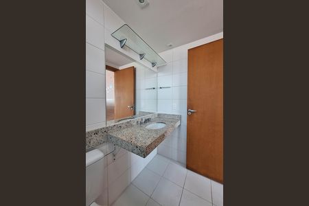 Apartamento para alugar com 260m², 3 quartos e 3 vagas Apartamento para alugar com 260m², 3 quartos e 3 vagasBanheiro da Suíte 1