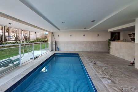 Apartamento para alugar com 260m², 3 quartos e 3 vagas Apartamento para alugar com 260m², 3 quartos e 3 vagasÁrea comum
