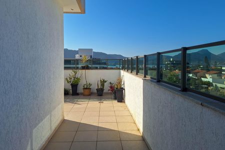 Apartamento para alugar com 260m², 3 quartos e 3 vagas Apartamento para alugar com 260m², 3 quartos e 3 vagasCobertura