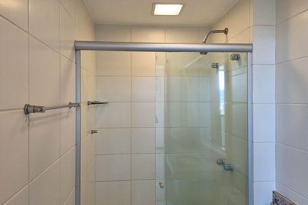 Banheiro da Suíte 2 de apartamento para alugar com 3 quartos, 260m² em Piratininga, Niterói