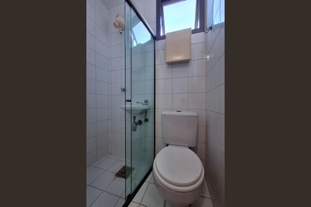 Apartamento para alugar com 260m², 3 quartos e 3 vagas Apartamento para alugar com 260m², 3 quartos e 3 vagasBanheiro de serviço