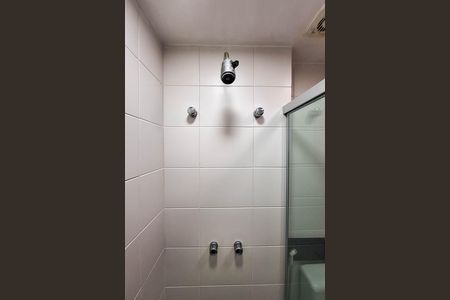 Apartamento para alugar com 260m², 3 quartos e 3 vagas Apartamento para alugar com 260m², 3 quartos e 3 vagasBanheiro Social