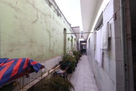 Casa à venda com 125m², 2 quartos e 2 vagasCorredor Lateral