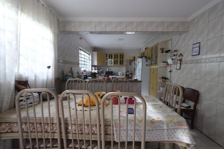 Casa à venda com 125m², 2 quartos e 2 vagasCopa