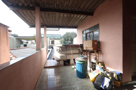 Casa à venda com 125m², 2 quartos e 2 vagasVaranda