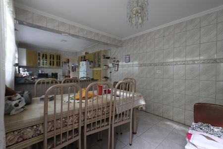 Casa à venda com 125m², 2 quartos e 2 vagasCopa