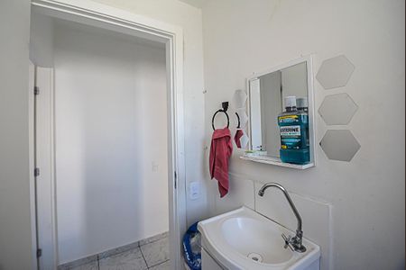 Banheiro de apartamento à venda com 2 quartos, 44m² em Parque Bristol, São Bernardo do Campo