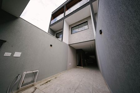 Garagem de casa para alugar com 3 quartos, 184m² em Vila Granada, São Paulo