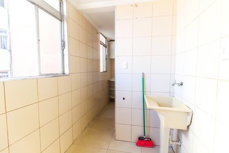 Área de Serviço de apartamento à venda com 3 quartos, 56m² em Itaquera, São Paulo