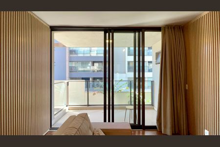 Studio para alugar com 47m², 1 quarto e 1 vaga Studio para alugar com 47m², 1 quarto e 1 vagaVaranda