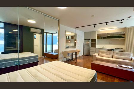Studio para alugar com 47m², 1 quarto e 1 vaga Studio para alugar com 47m², 1 quarto e 1 vagaQuarto