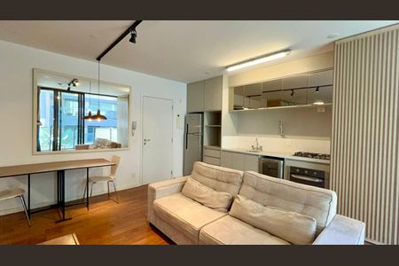 Sala de kitnet/studio para alugar com 1 quarto, 47m² em Pinheiros, São Paulo