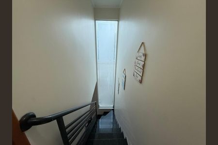 Escada de casa de condomínio à venda com 2 quartos, 65m² em Vila Gustavo, São Paulo