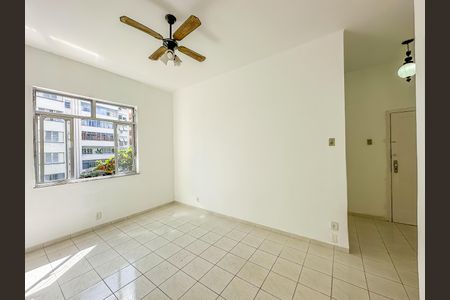 Kitnet/Studio à venda com 1 quarto, 27m² em Laranjeiras, Rio de Janeiro
