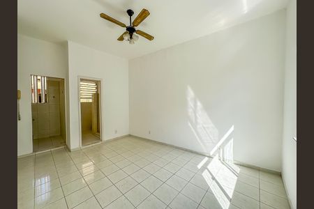 Kitnet/Studio à venda com 1 quarto, 25m² em Laranjeiras, Rio de Janeiro