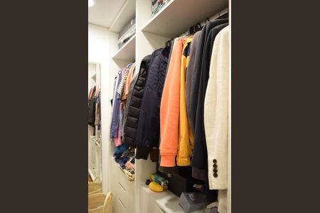 Apartamento para alugar com 59m², 1 quarto e 1 vagaCloset da suíte