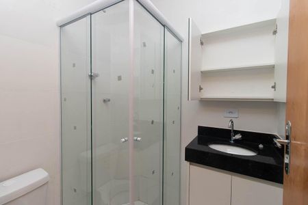Banheiro de apartamento para alugar com 2 quartos, 38m² em Vila Nova Mazzei, São Paulo