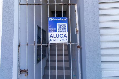 Plaquinha de casa para alugar com 2 quartos, 45m² em Centro, Cotia