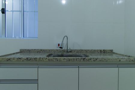Cozinha - Torneira de casa para alugar com 2 quartos, 45m² em Centro, Cotia