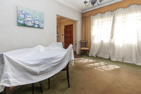 Casa à venda com 440m², 3 quartos e 3 vagas Casa à venda com 440m², 3 quartos e 3 vagasSala de Jantar