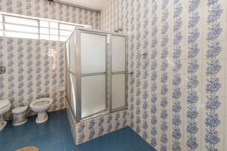 Banheiro de casa à venda com 3 quartos, 440m² em Itaim Bibi, São Paulo