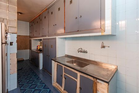 Casa à venda com 440m², 3 quartos e 3 vagas Casa à venda com 440m², 3 quartos e 3 vagasCozinha