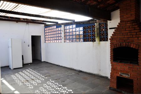 Área de serviço de casa à venda com 3 quartos, 90m² em Parque Nações Unidas, São Paulo