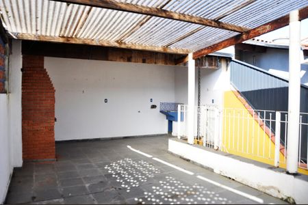 Casa para alugar com 90m², 3 quartos e 2 vagas Casa para alugar com 90m², 3 quartos e 2 vagasÁrea de serviço