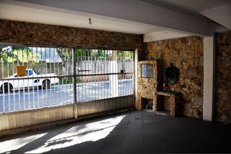 Detalhe - Garagem de casa para alugar com 3 quartos, 90m² em Parque Nações Unidas, São Paulo