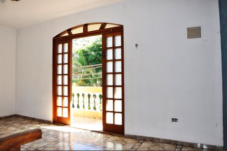 Casa para alugar com 3 quartos, 90m² em Parque Nações Unidas, São Paulo