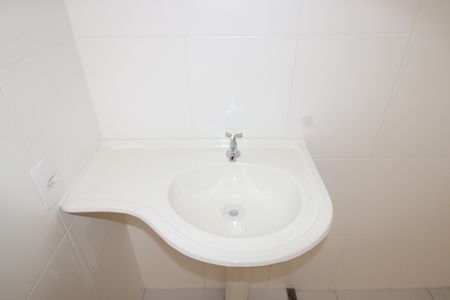 Banheiro de apartamento à venda com 1 quarto, 34m² em Jardim Helena, São Paulo
