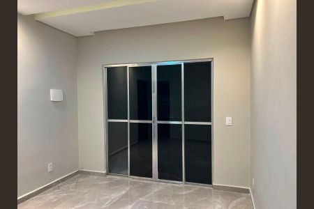 Casa à venda com 306m², 5 quartos e 3 vagas Casa à venda com 306m², 5 quartos e 3 vagasSala
