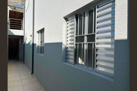 Casa à venda com 306m², 5 quartos e 3 vagas Casa à venda com 306m², 5 quartos e 3 vagasÁrea externa