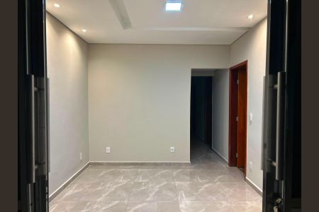 Casa à venda com 306m², 5 quartos e 3 vagas Casa à venda com 306m², 5 quartos e 3 vagasSala