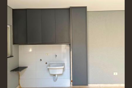 Casa à venda com 306m², 5 quartos e 3 vagas Casa à venda com 306m², 5 quartos e 3 vagasÁrea de serviço