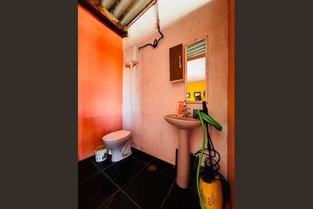 Banheiro varanda  de casa à venda com 4 quartos, 120m² em Conceicao, Osasco