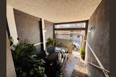 Garagem de casa à venda com 4 quartos, 120m² em Conceicao, Osasco