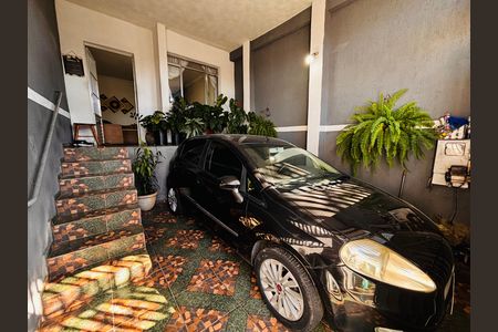 Garagem de casa à venda com 4 quartos, 120m² em Conceicao, Osasco