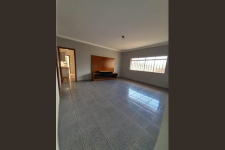Apartamento para alugar com 4 quartos, 250m² em Vila Nossa Senhora Abadia, Uberaba