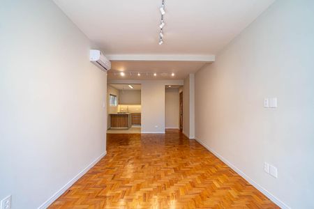 Sala de apartamento à venda com 2 quartos, 96m² em Bela Vista, São Paulo