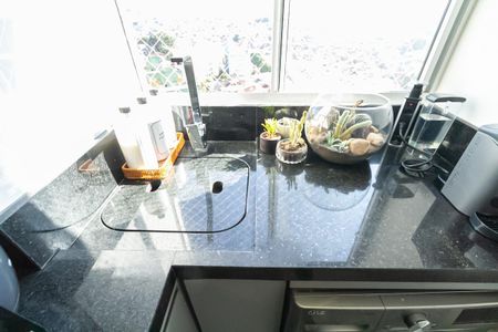 Apartamento à venda com 42m², 2 quartos e sem vaga Apartamento à venda com 42m², 2 quartos e sem vagaCozinha e Área de Serviço