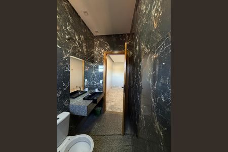 Banheiro Suíte - Casa 1 de casa à venda com 6 quartos, 332m² em Nascentes Imperiais, Contagem