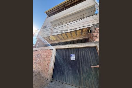 Fachada de casa à venda com 6 quartos, 332m² em Nascentes Imperiais, Contagem