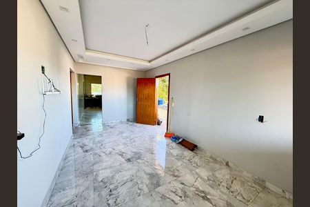 Sala  de casa à venda com 6 quartos, 332m² em Nascentes Imperiais, Contagem